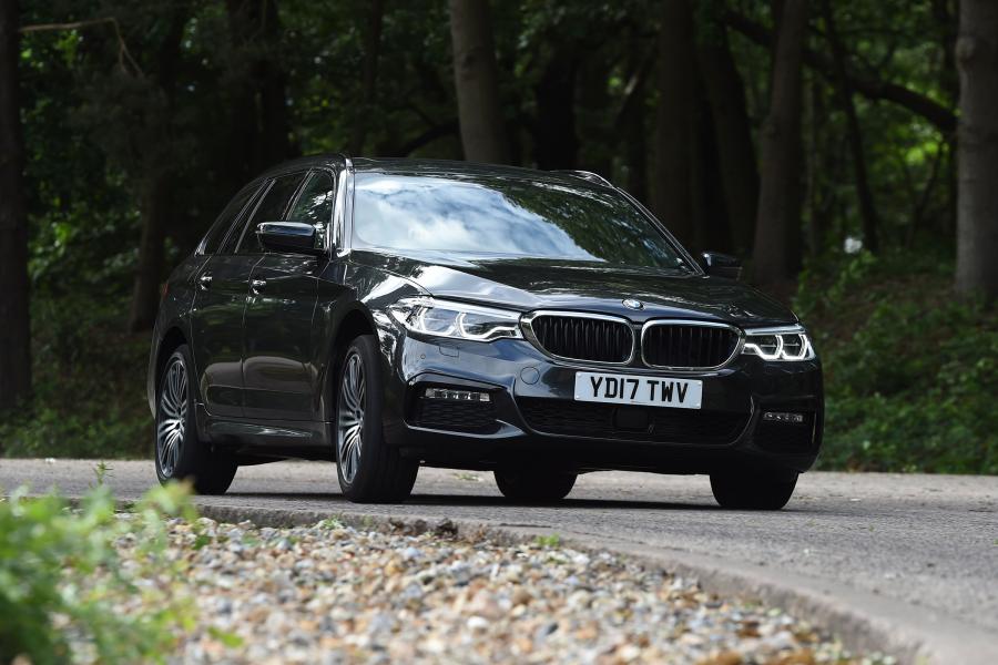  BMW 520d Touring M Sport 2017 года  (UK) (фото 22 из 32)